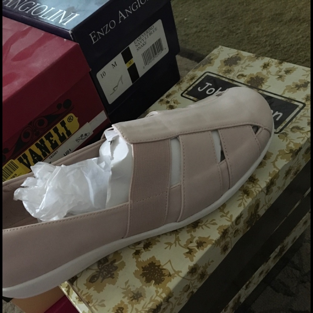 Easy Spirit casual comfort shoes
